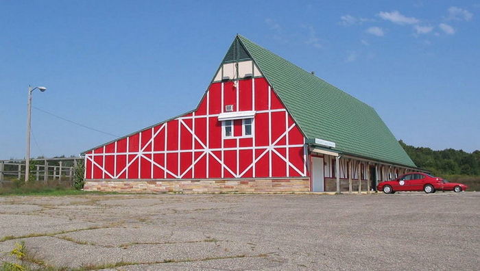 Nickerson Farms - Marshall - 18901 Partello Rd - Real Estate Photo Earlier 2000S